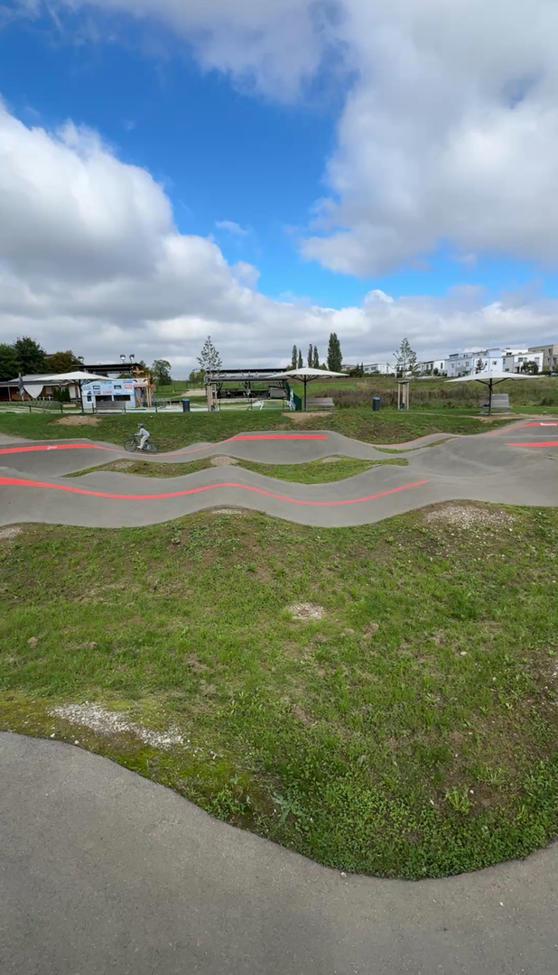 Pumptrack Köngen  - Galeriebild 1