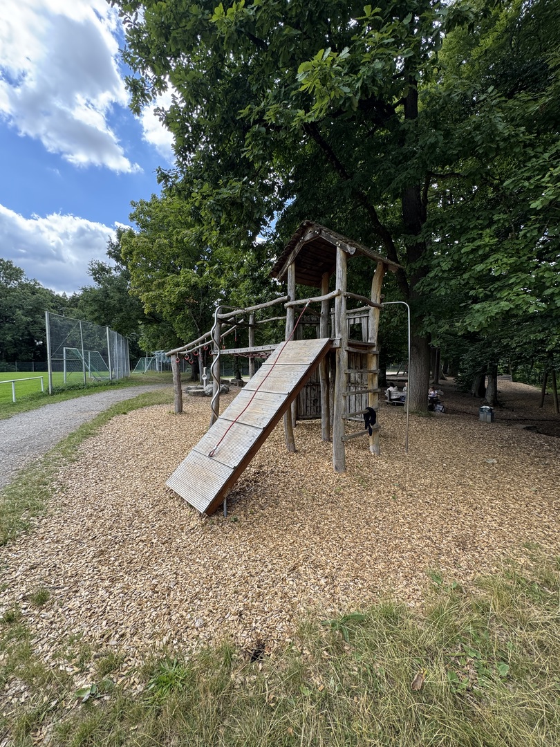 Spielplatz Tübingen Hagelloch - Galeriebild 5