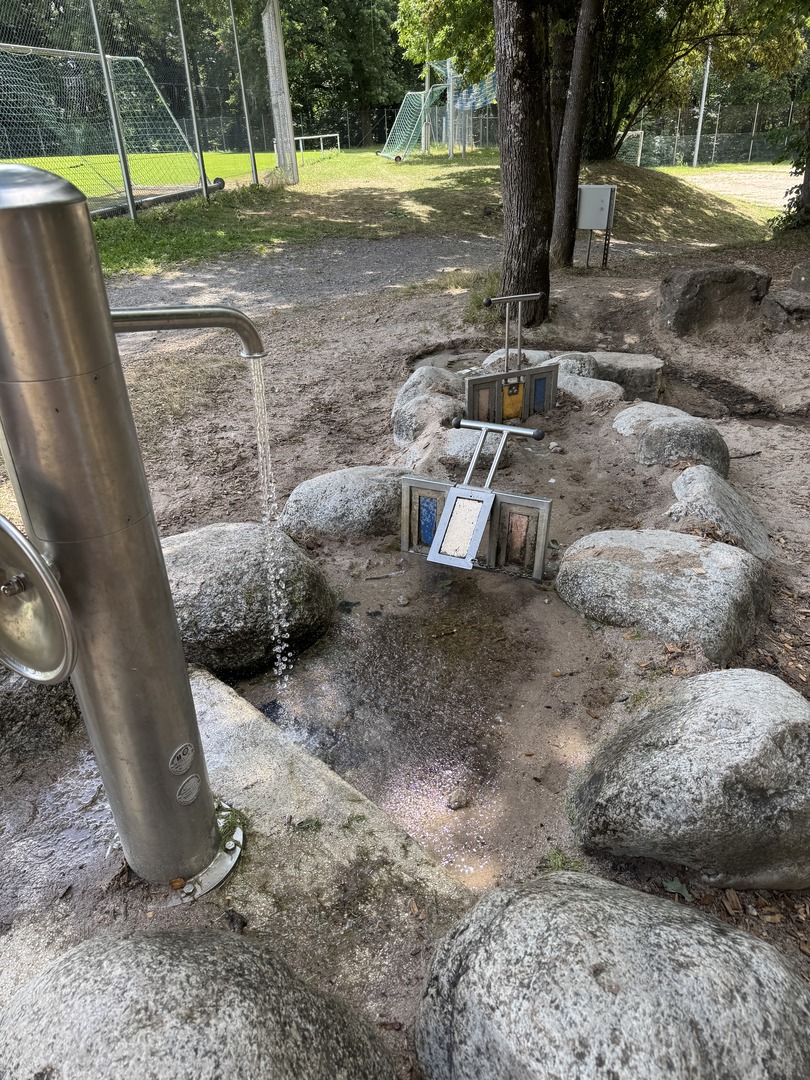 Spielplatz Tübingen Hagelloch - Galeriebild 7