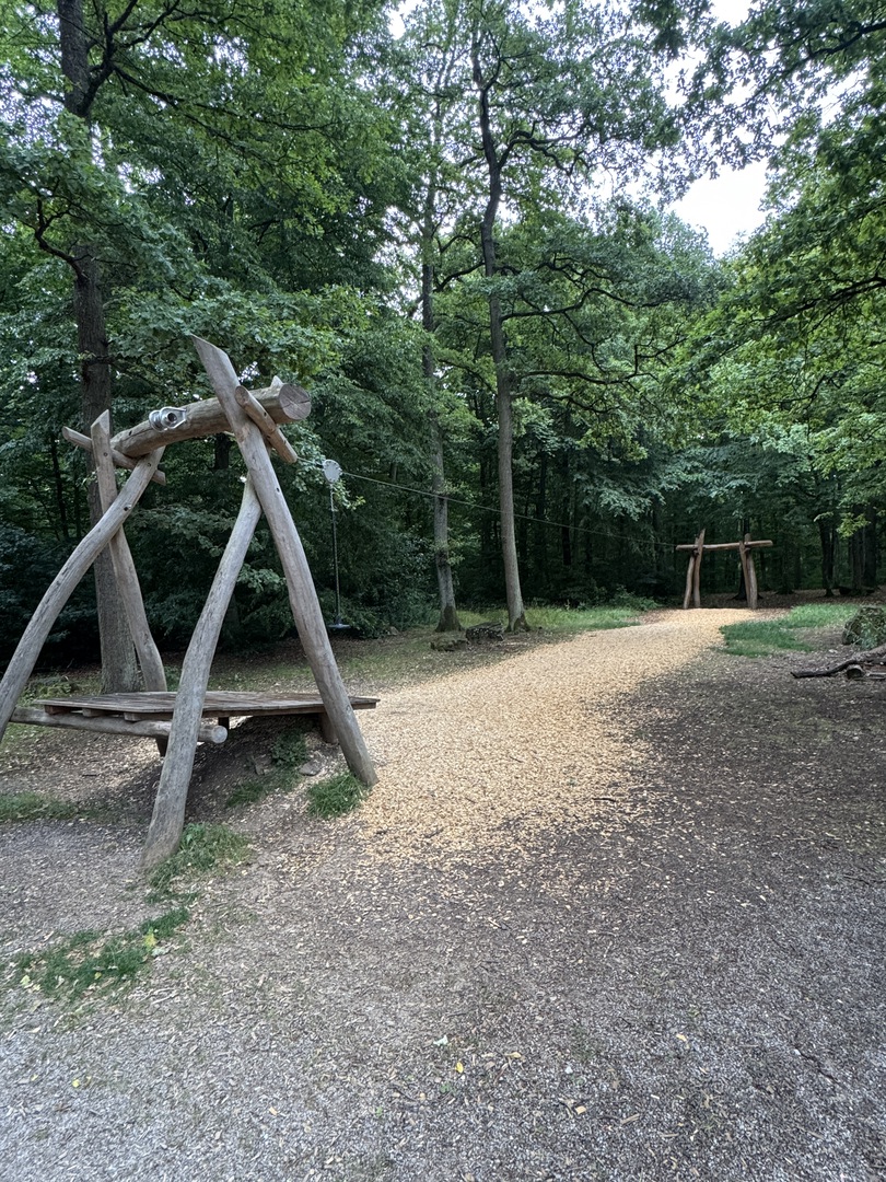 Spielplatz Römergräbern Tübingen - Galeriebild 8