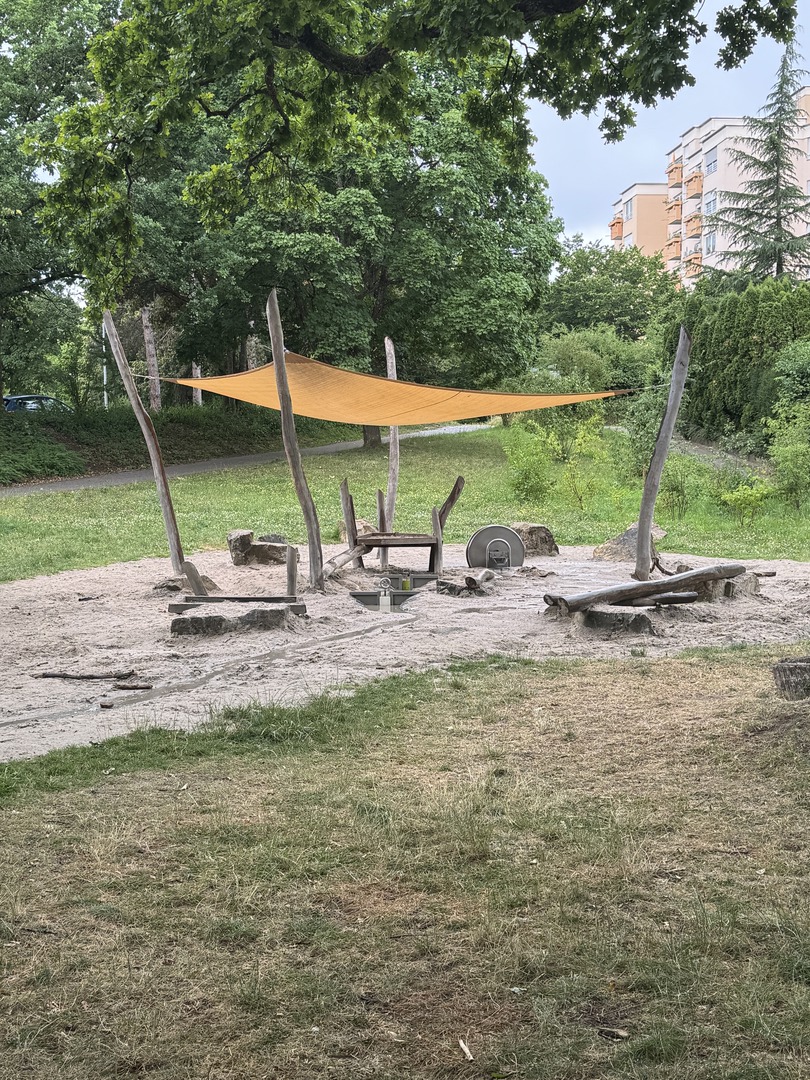 Spielplatz Römergräbern Tübingen - Hauptbild