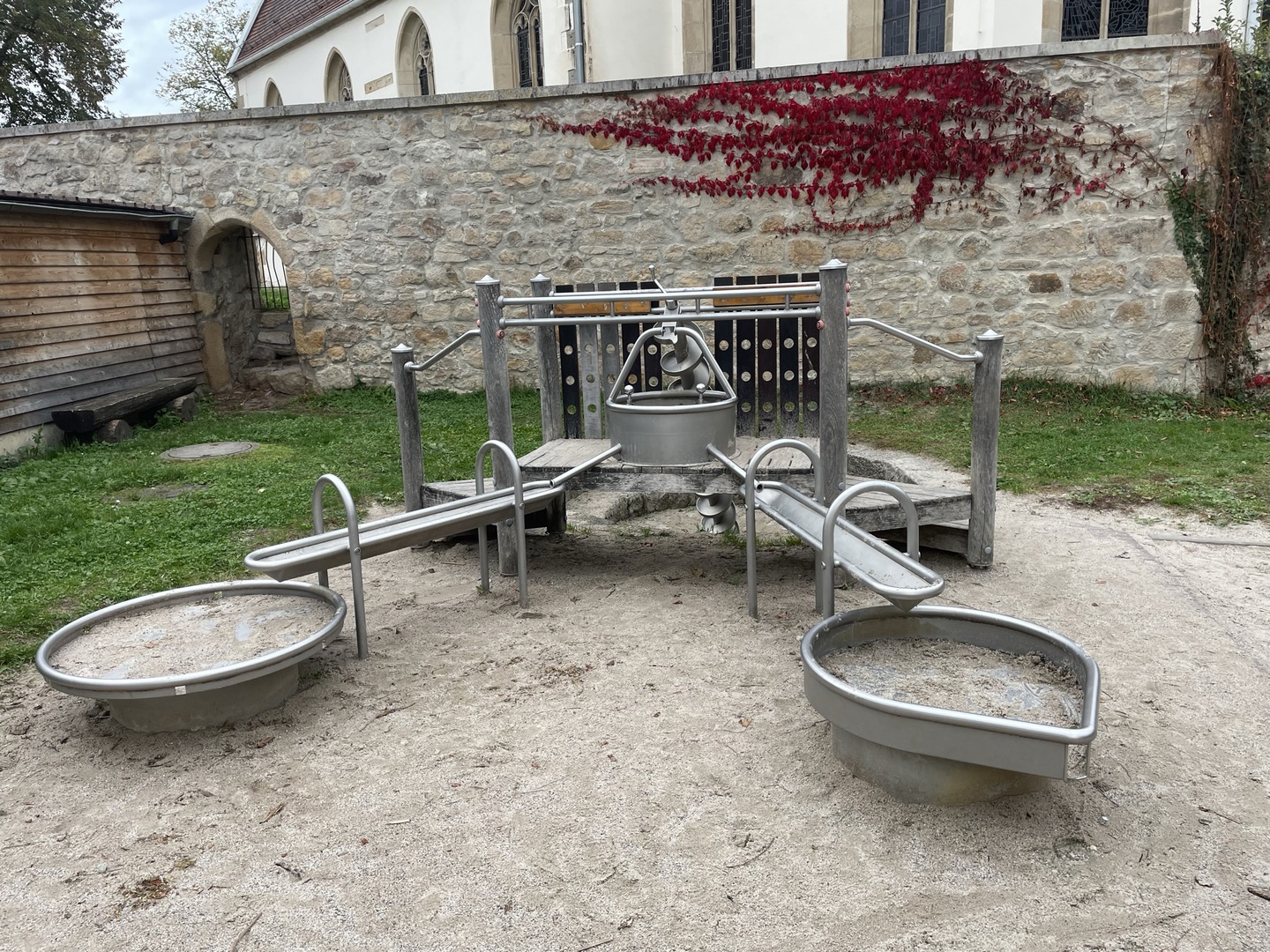 Spielplatz Gänsegarten Neckartenzlingen - Galeriebild 8