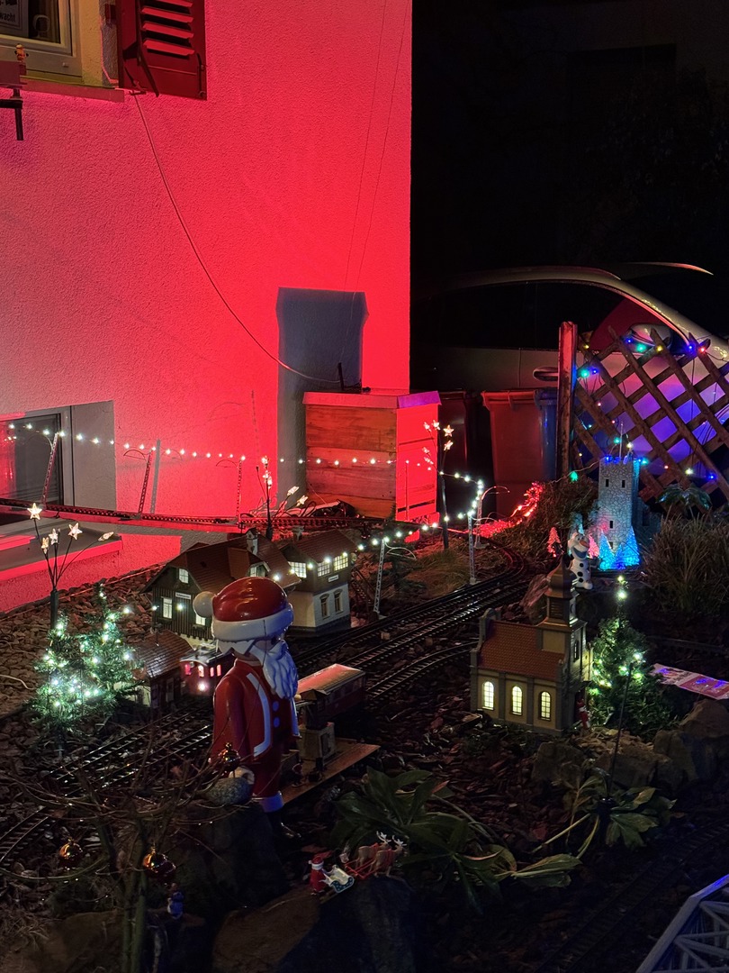 Leuchtender Vorgarten & Miniaturwelt in Wendlingen - Galeriebild 9