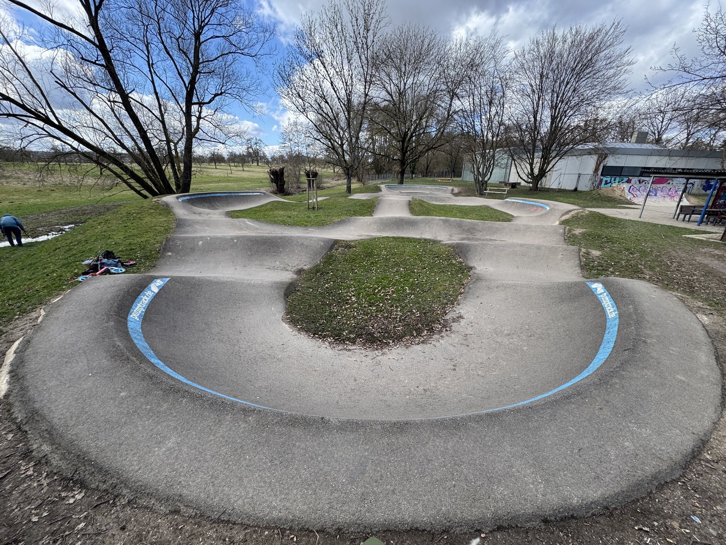Pumptrack, Skateplatz & Spielplatz Plieningen - Galeriebild 1
