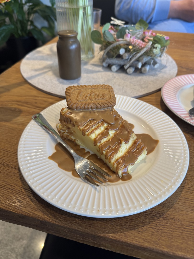 Zauberbaum Familiencafé Eningen – Café & Indoor-Spielplatz - Galeriebild 17