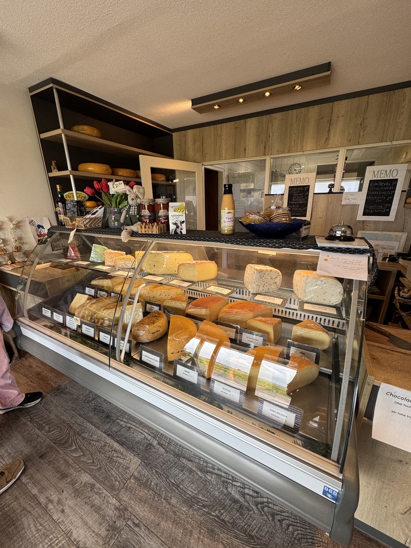 Käserei De Stolpe: Regionaler Genuss für die ganze Familie - Galeriebild 1