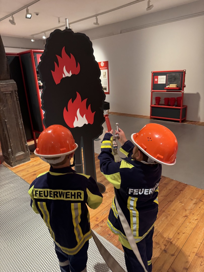 Wer rennt, wenn’s brennt? 🚒 Mitmachausstellung Feuerwehr in Reutlingen - Galeriebild 1