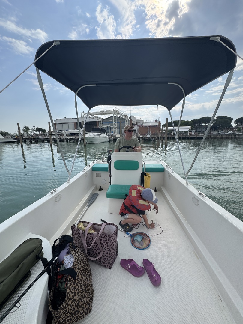 Boot mieten in Bibione Pineda – Traumtag auf dem Meer - Galeriebild 3