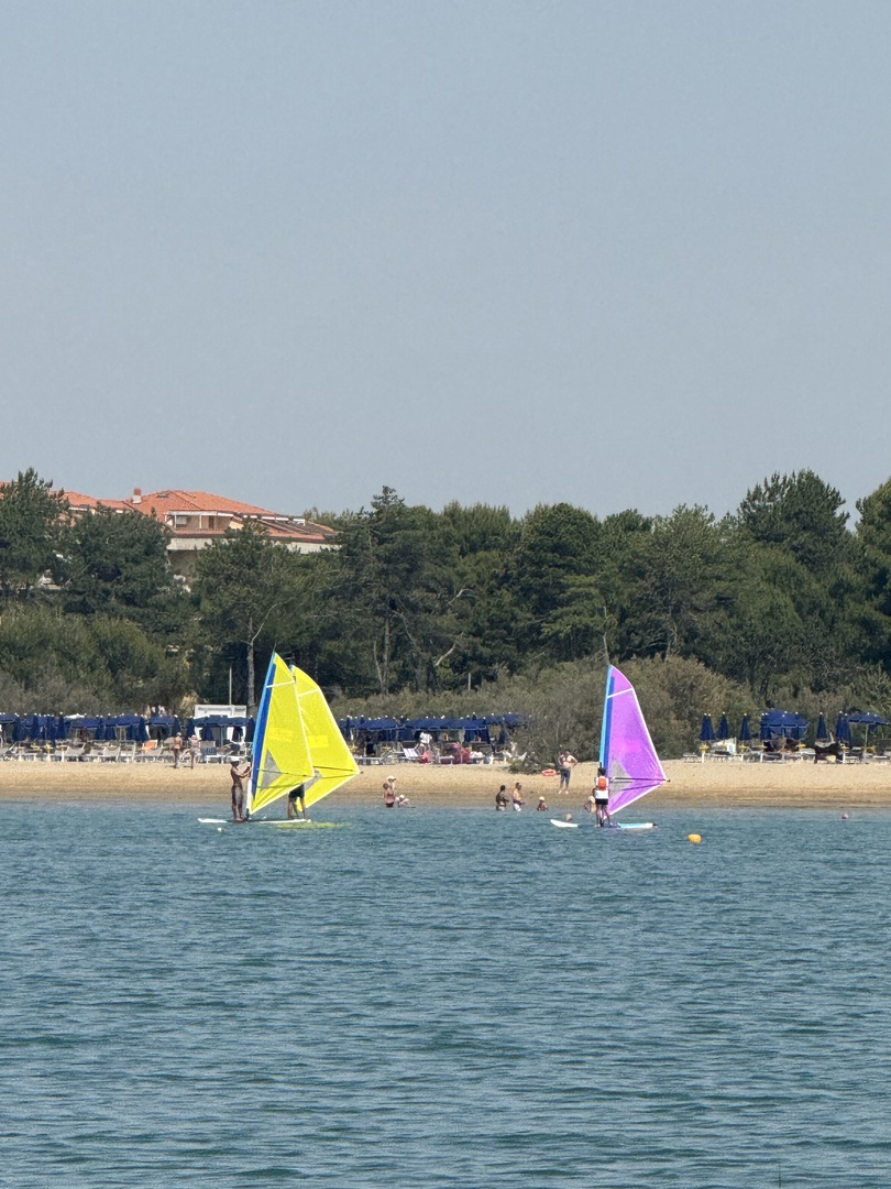 Boot mieten in Bibione Pineda – Traumtag auf dem Meer - Galeriebild 10