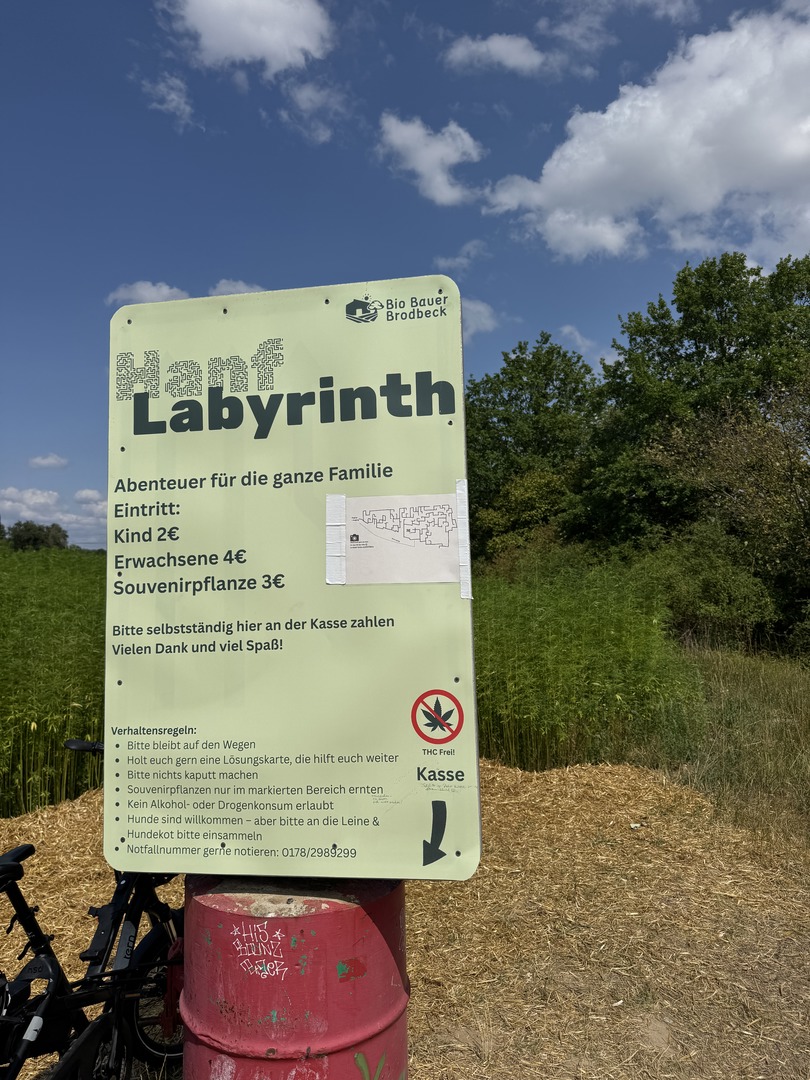 Hanf-Labyrinth Stuttgart-Möhringen – Familienabenteuer zwischen den grünen Gängen - Galeriebild 1