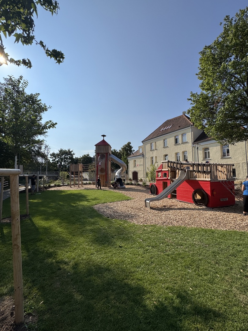 Feuerwehrspielplatz Rottenburg – Neuer Abenteuerspielplatz für kleine Feuerwehrfans - Galeriebild 3