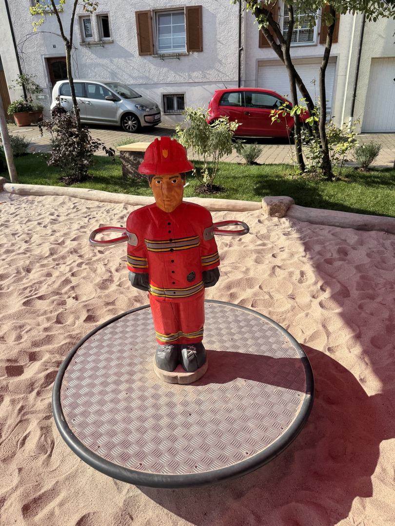 Feuerwehrspielplatz Rottenburg – Neuer Abenteuerspielplatz für kleine Feuerwehrfans - Galeriebild 6