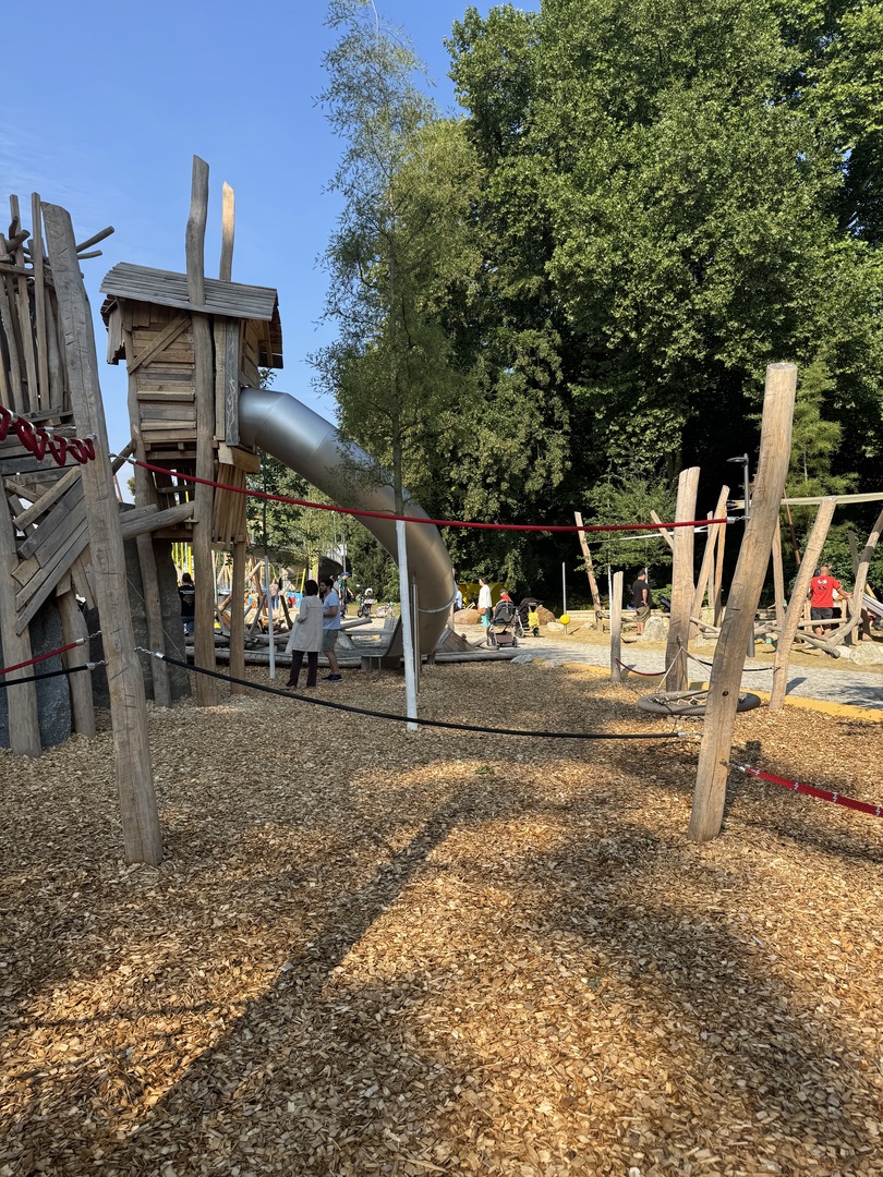 Piratenspielplatz Tübingen – Wasserspaß & Kletterabenteuer - Galeriebild 3