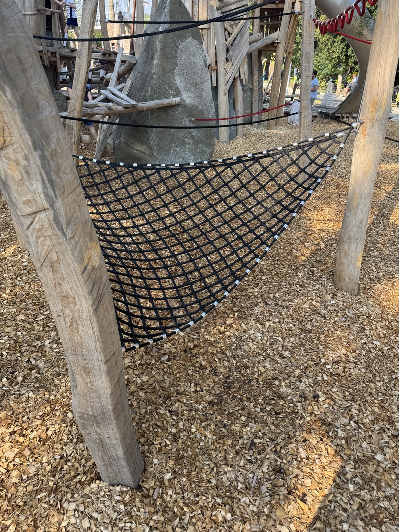 Piratenspielplatz Tübingen – Wasserspaß & Kletterabenteuer - Galeriebild 5