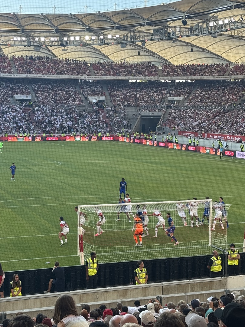 VfB Stuttgart mit Kindern – Fußball-Erlebnis in der MHP Arena - Galeriebild 11