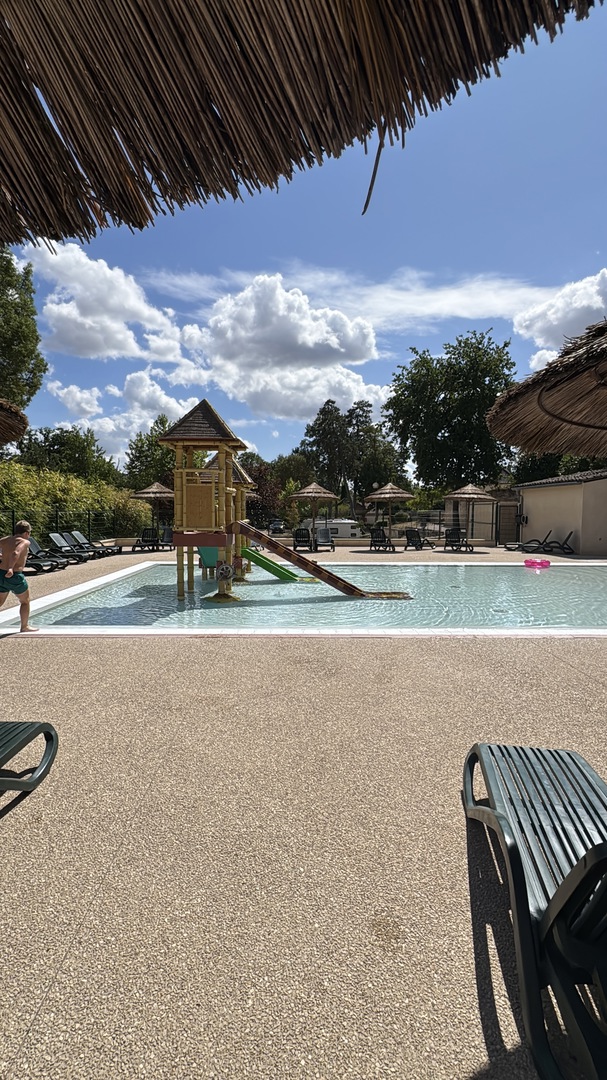 Castel Camping Château de l'Epervière – Traumhafter Campingplatz für die Durchreise - Galeriebild 1