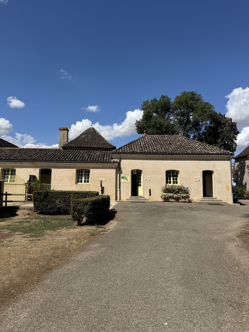 Castel Camping Château de l'Epervière – Traumhafter Campingplatz für die Durchreise - Galeriebild 3