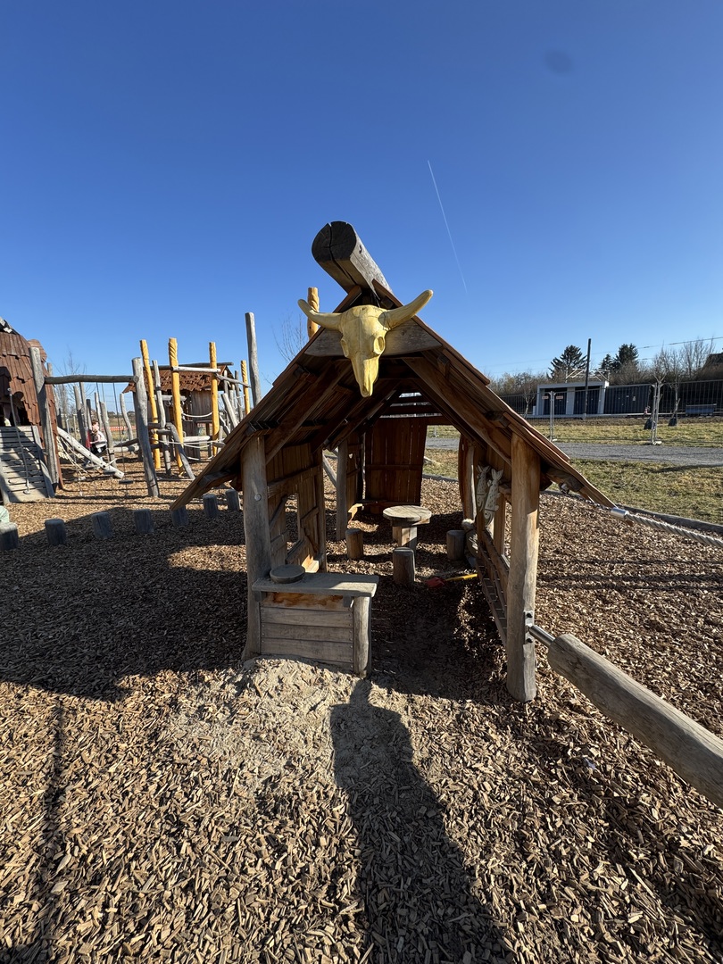 Steinzeit Spielplatz Leinfelden - Galeriebild 3