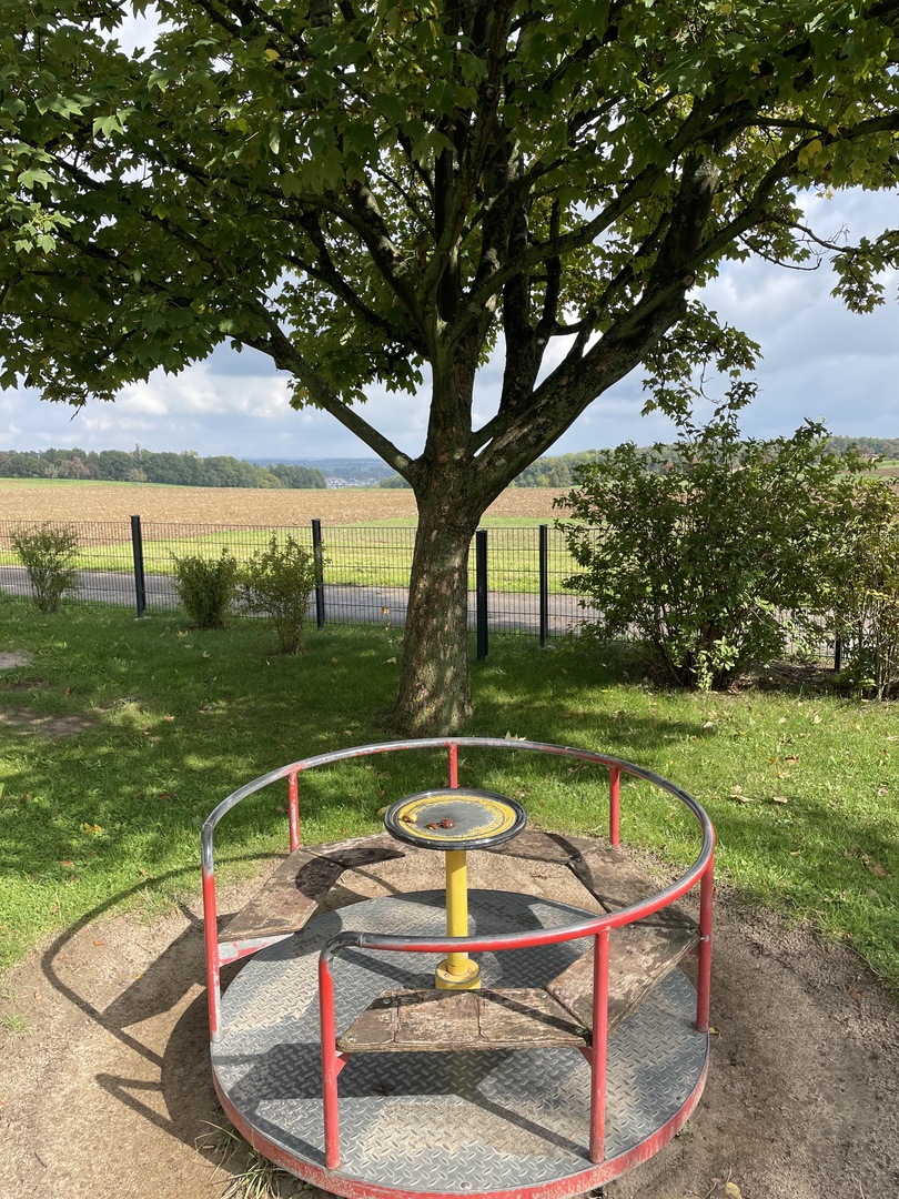Spielplatz Schlaitdorf - Galeriebild 1