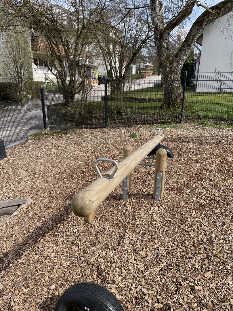 Spielplatz Neckartenzlingen Panoramastraße - Galeriebild 7